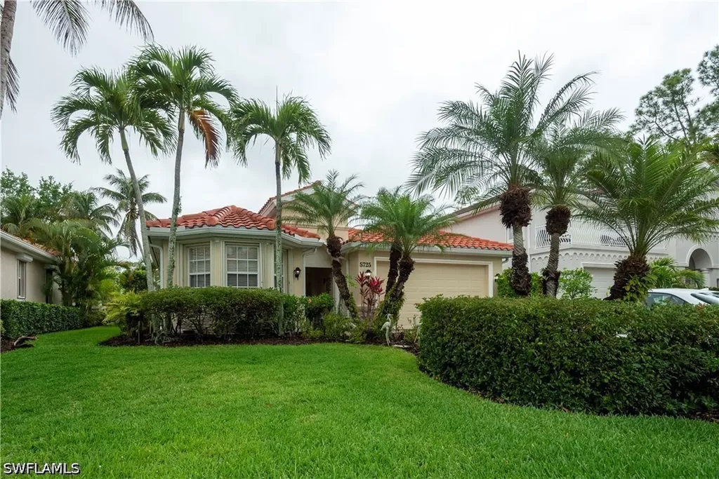 Naples FL, 5725 Lago Villaggio Way