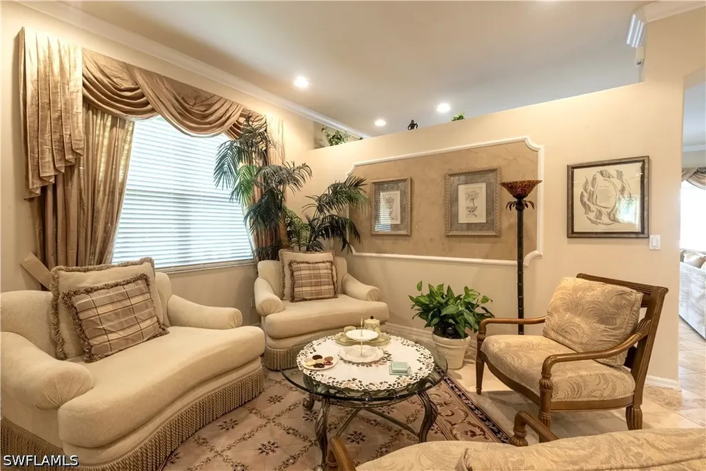 5725 Lago Villaggio Way Naples FL 34104