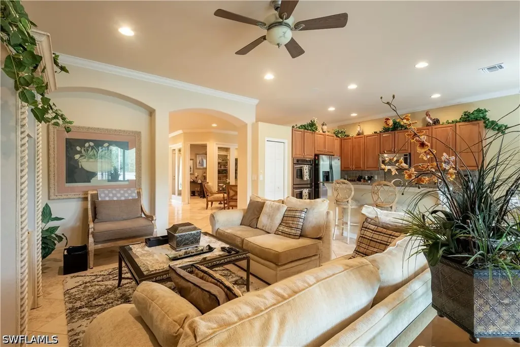 5725 Lago Villaggio Way Naples FL 34104