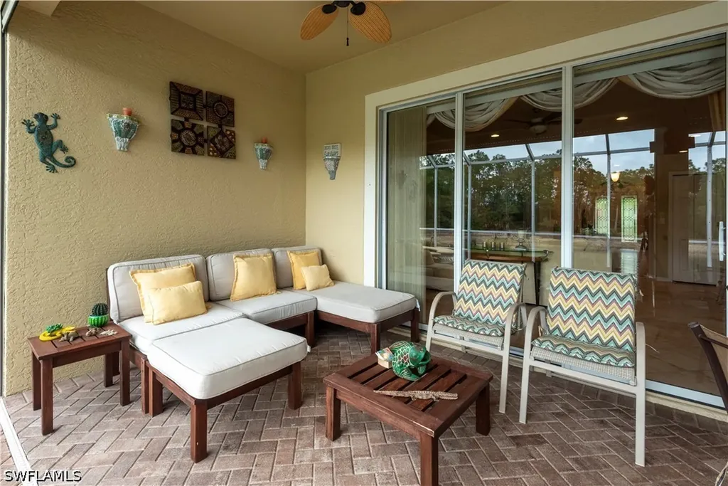5725 Lago Villaggio Way Naples FL 34104