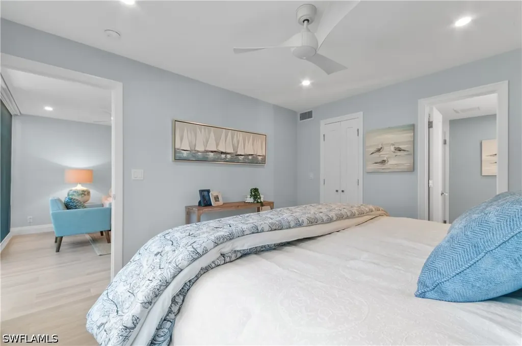 658 Broad Avenue S Naples FL 34102