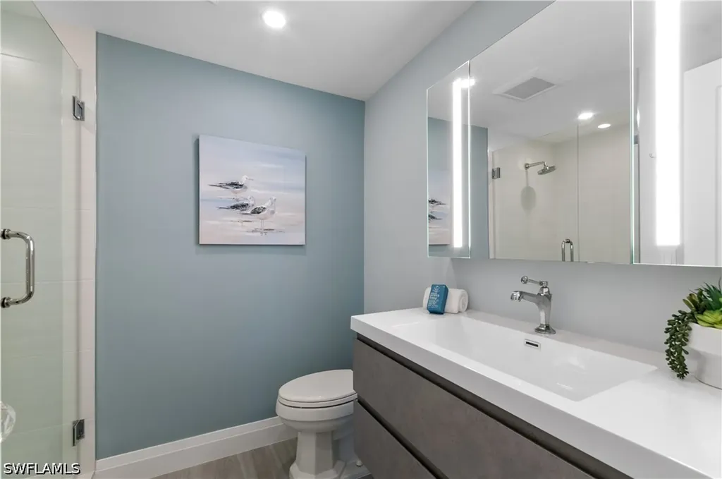 658 Broad Avenue S Naples FL 34102