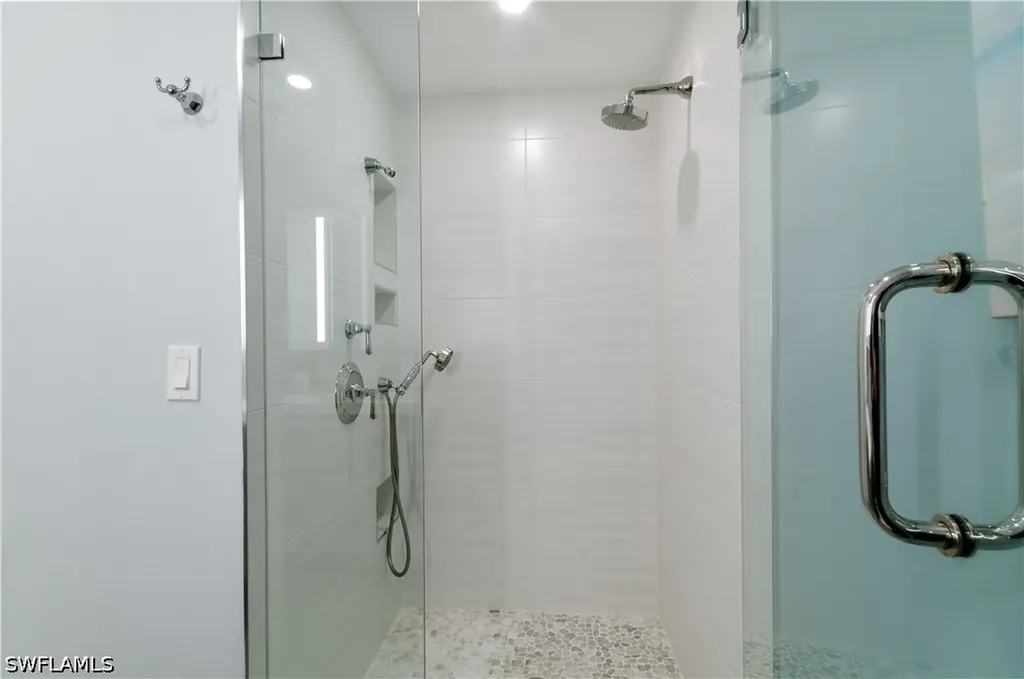 658 Broad Avenue S Naples FL 34102