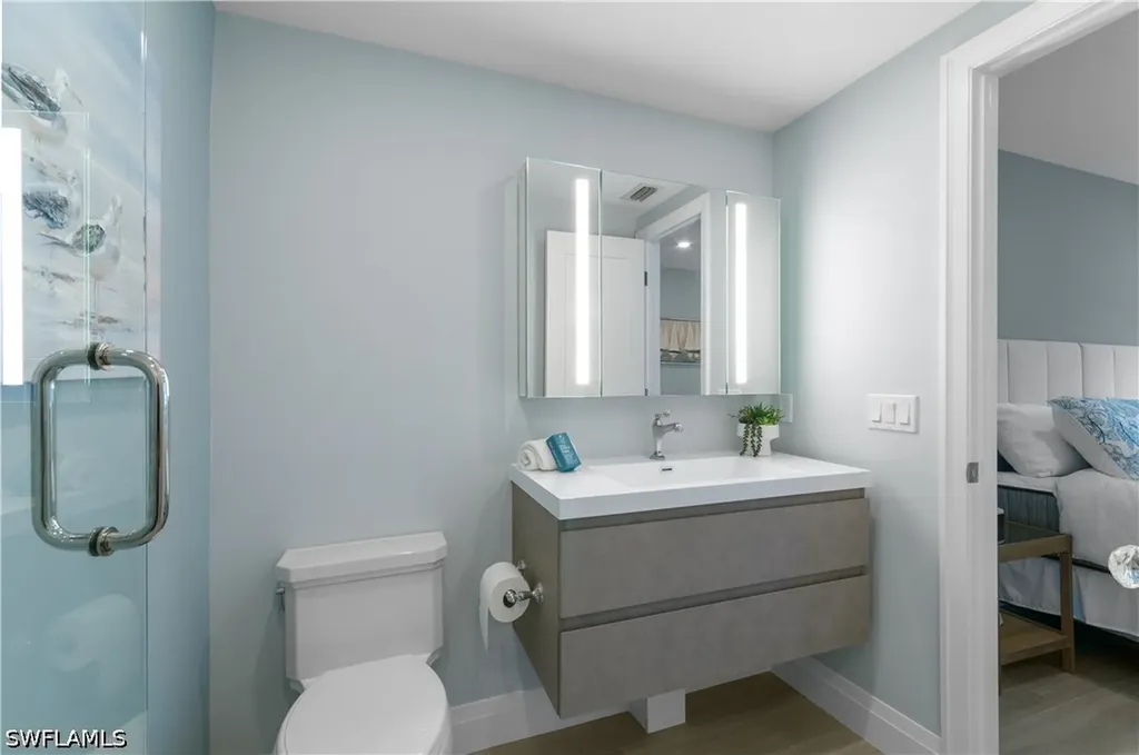 658 Broad Avenue S Naples FL 34102
