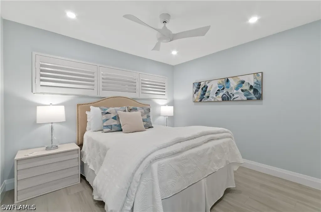 658 Broad Avenue S Naples FL 34102