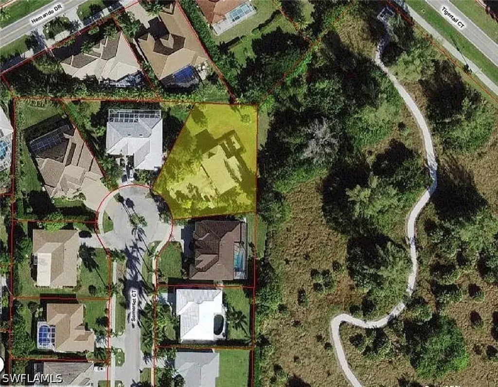 Marco Island FL, 617 Somerset Court