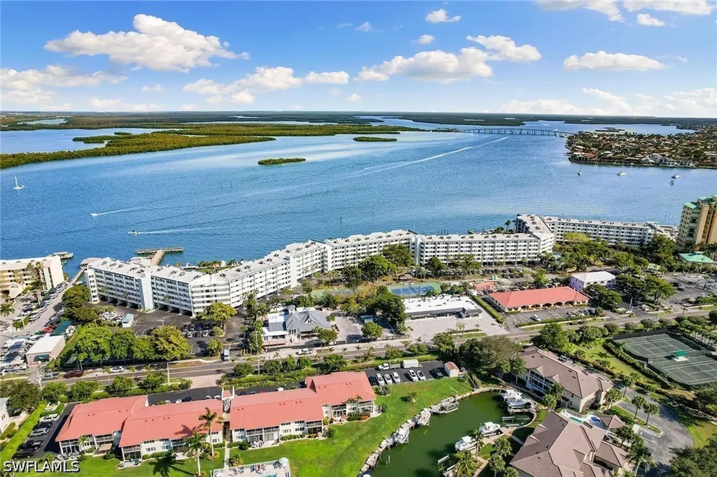 1085 Bald Eagle Drive Marco Island FL 34145