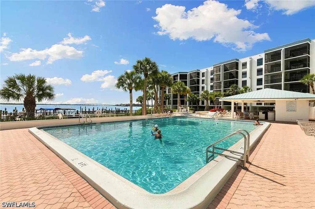 1085 Bald Eagle Drive Marco Island FL 34145