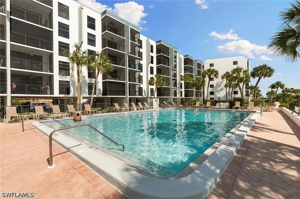 1085 Bald Eagle Drive Marco Island FL 34145
