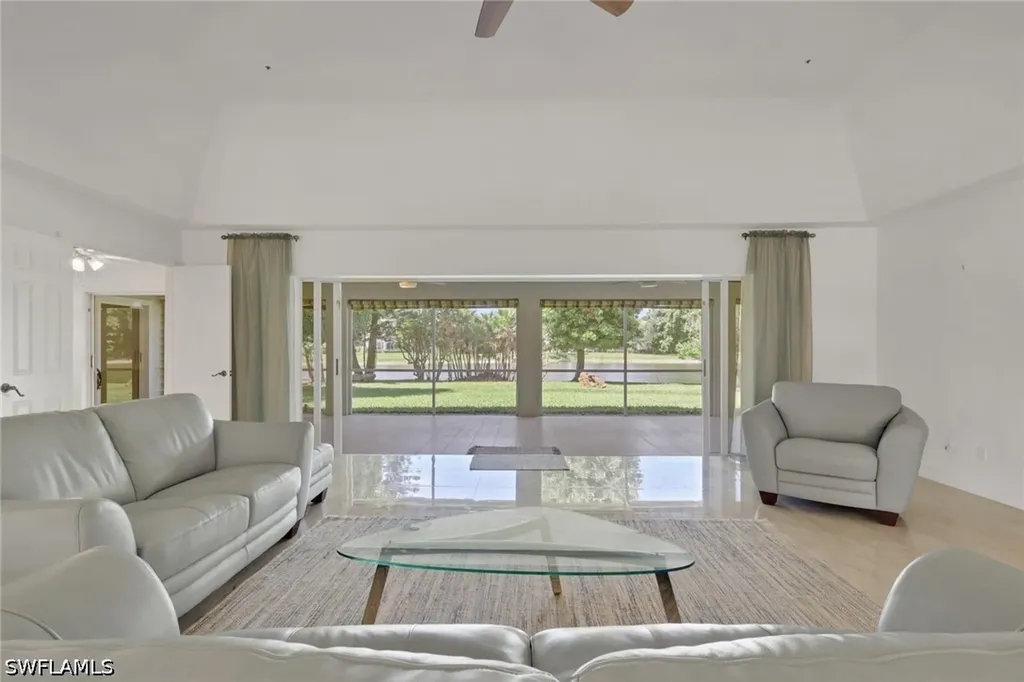 219 Monterey Drive Naples FL 34119