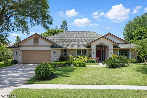 219 Monterey Drive Naples FL 34119