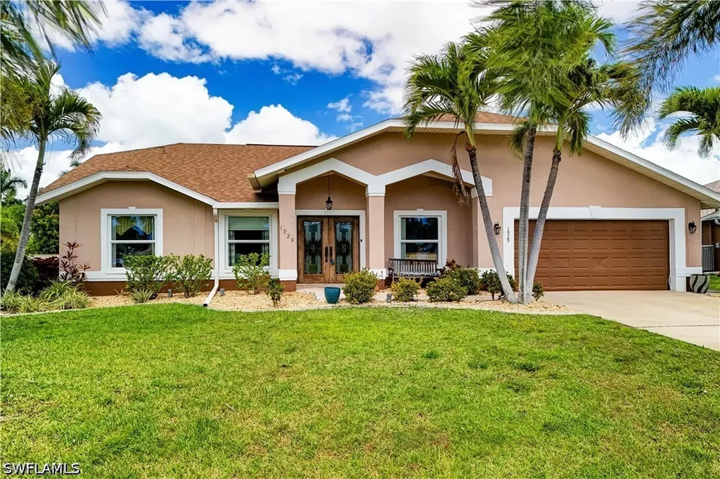1929 SW 54th Lane Cape Coral FL 33914