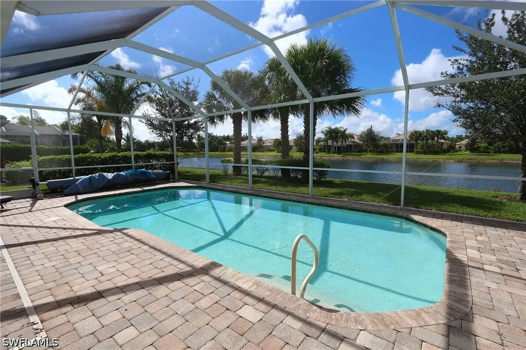 8484 Benelli Court Naples FL 34114