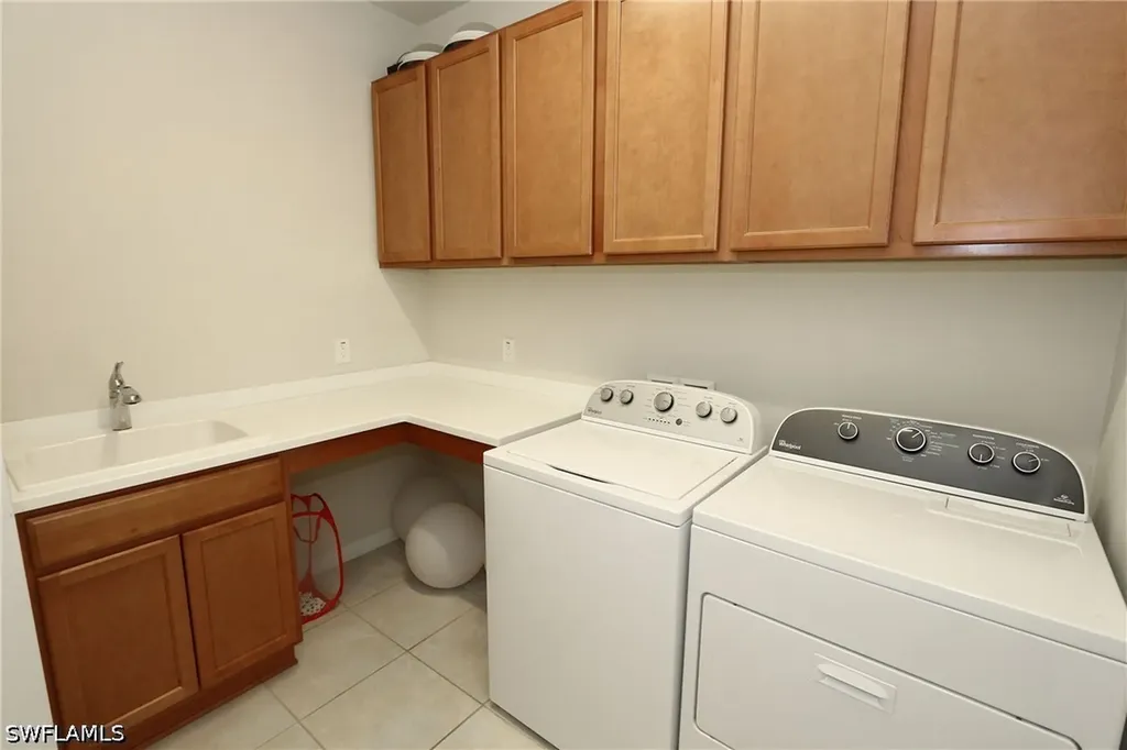 8484 Benelli Court Naples FL 34114