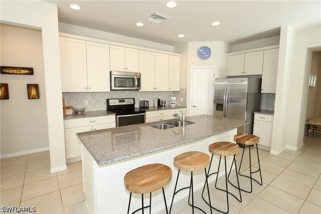 8484 Benelli Court Naples FL 34114