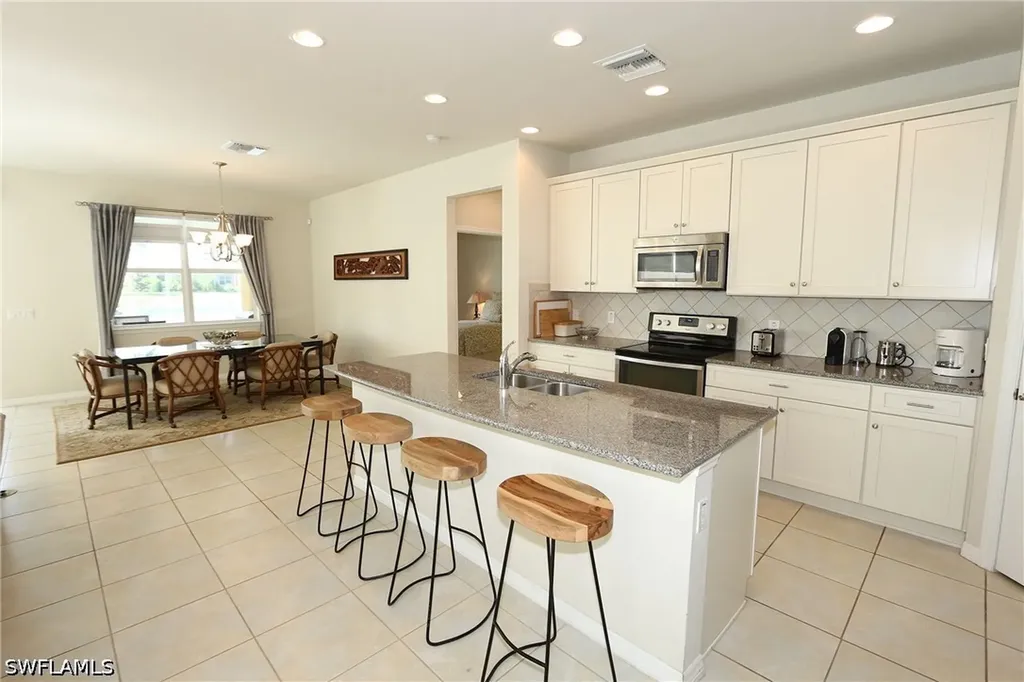 8484 Benelli Court Naples FL 34114