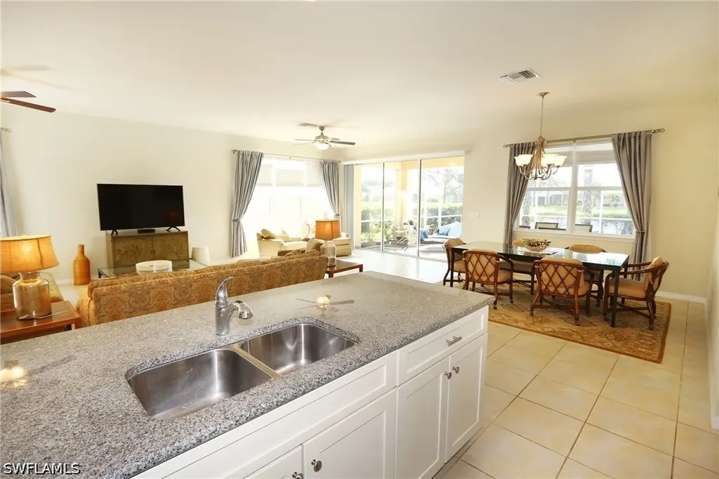 8484 Benelli Court Naples FL 34114