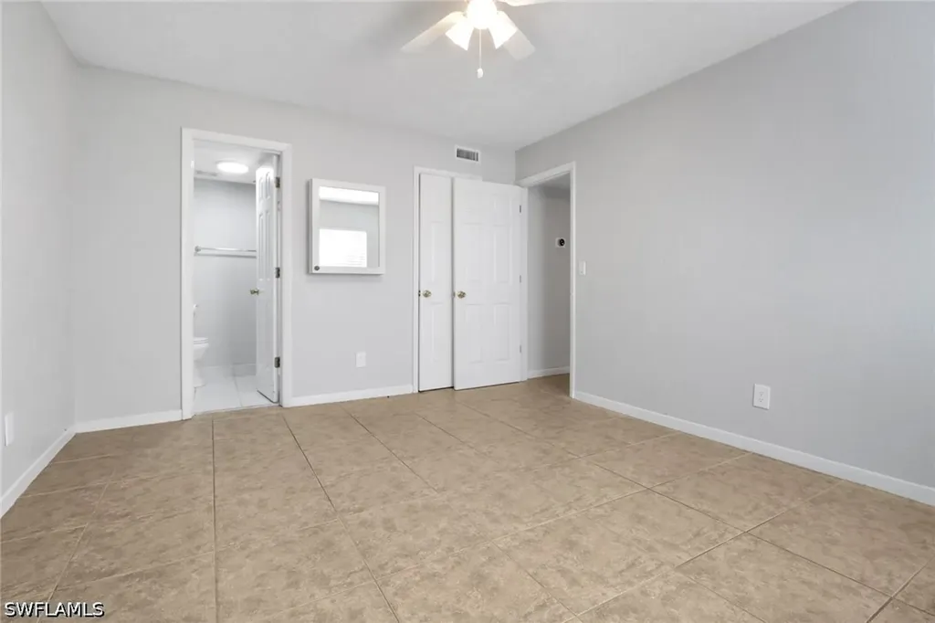 4635 Bayshore Drive Naples FL 34112