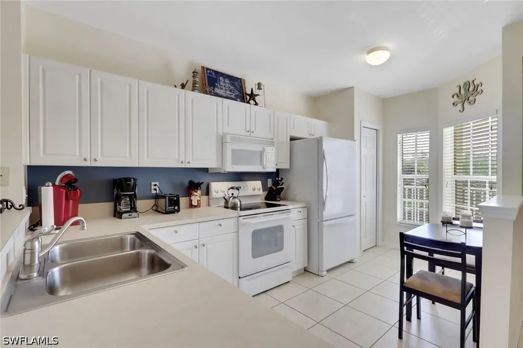 9175 Celeste Drive Naples FL 34113