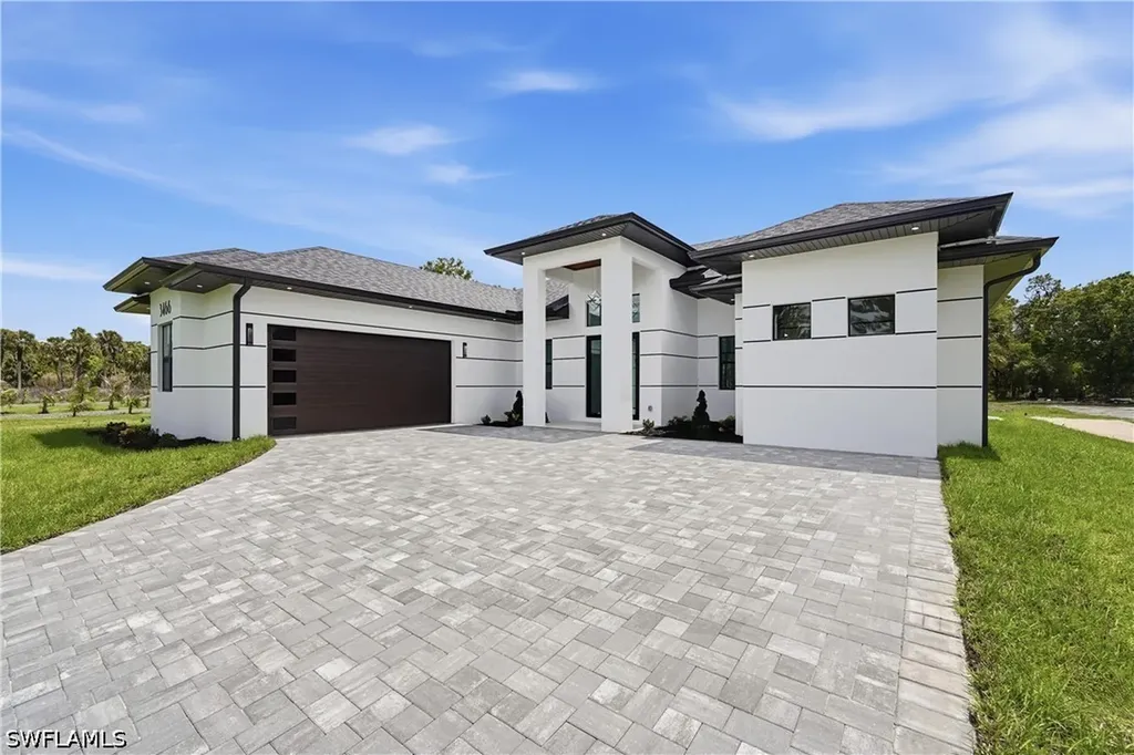 Naples FL, 3466 32ND Avenue SE