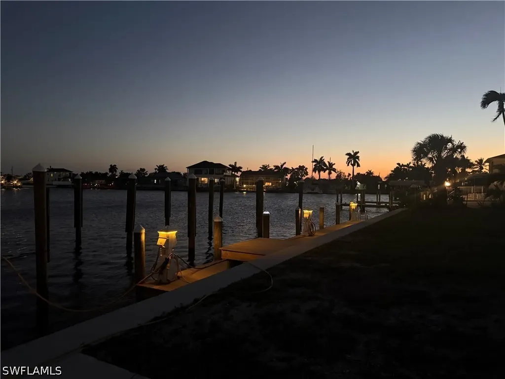 1722 Bikini Court Cape Coral FL 33904