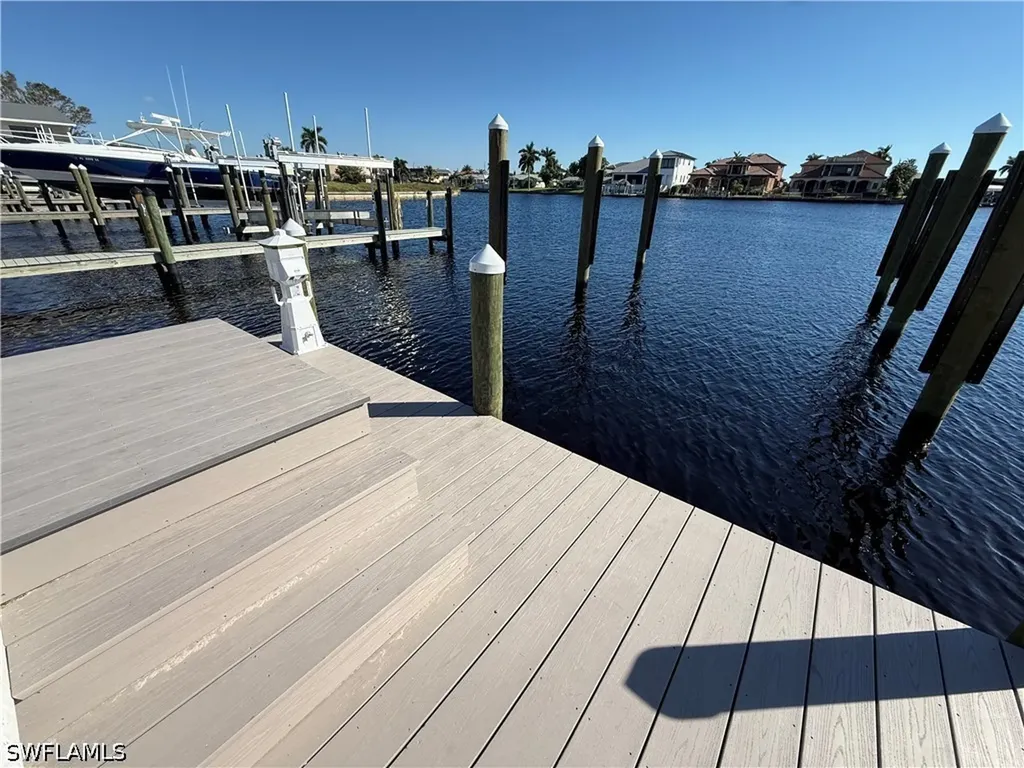 1722 Bikini Court Cape Coral FL 33904