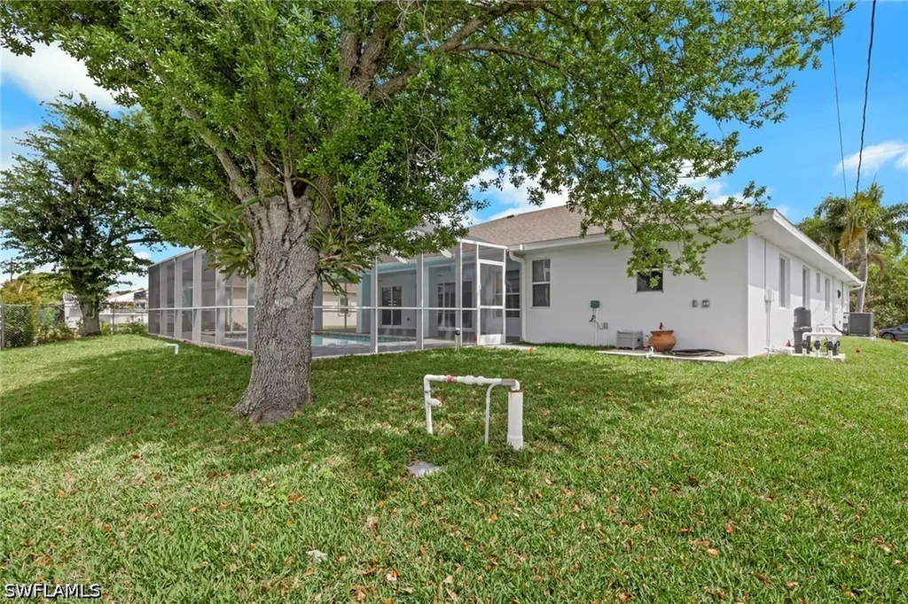 213 NW 1st Street Cape Coral FL 33993