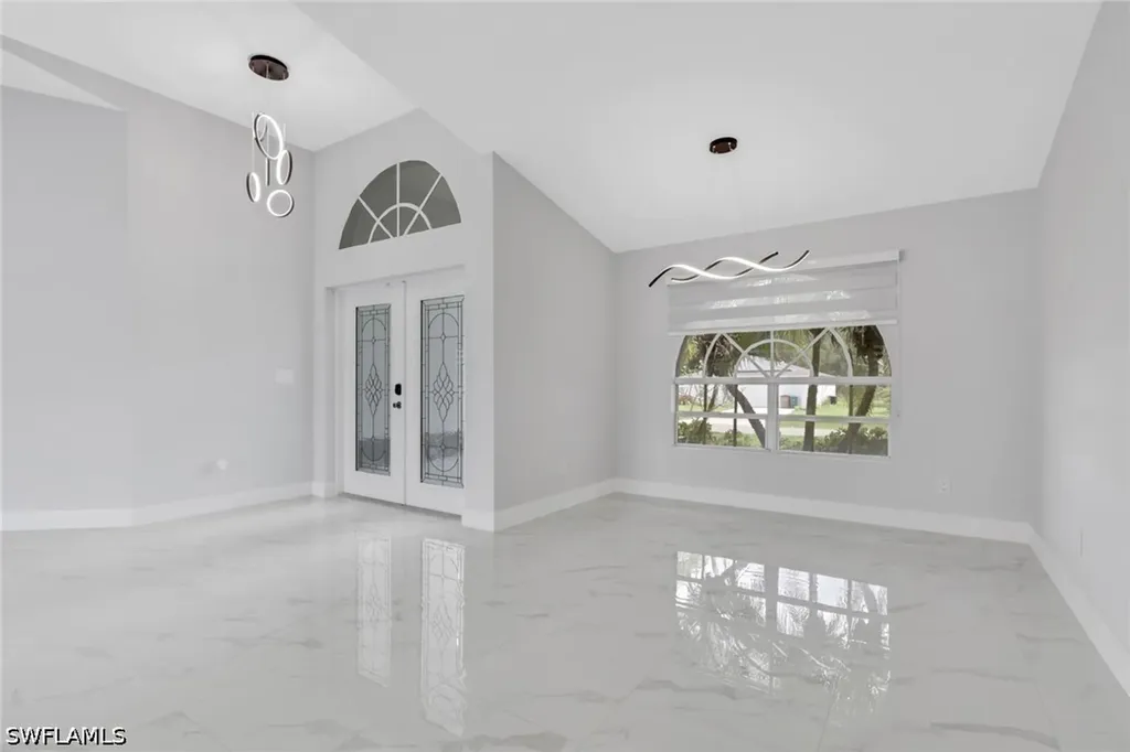 213 NW 1st Street Cape Coral FL 33993