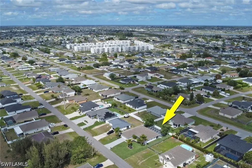 213 NW 1st Street Cape Coral FL 33993