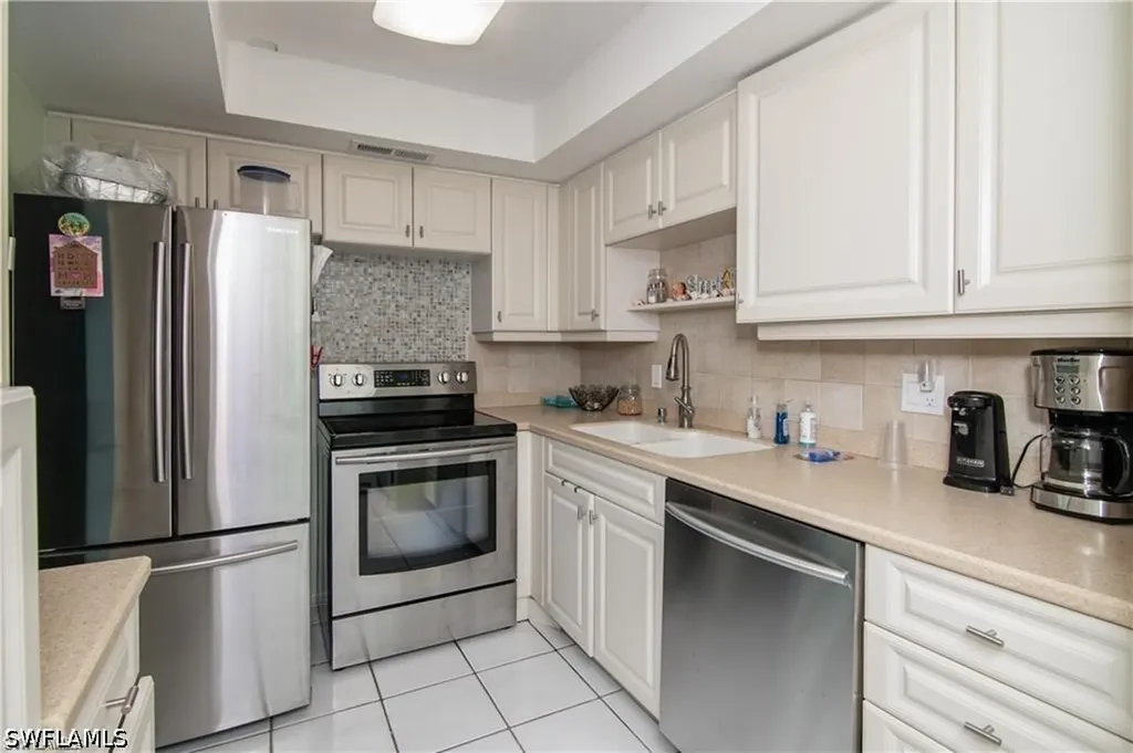 1400 Pompei Lane Naples FL 34103