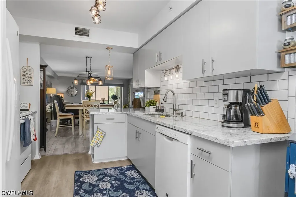 15475 Cedarwood Lane Naples FL 34110
