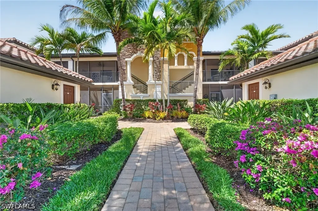 9513 Avellino Way Naples FL 34113