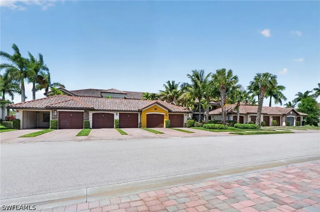 9513 Avellino Way Naples FL 34113