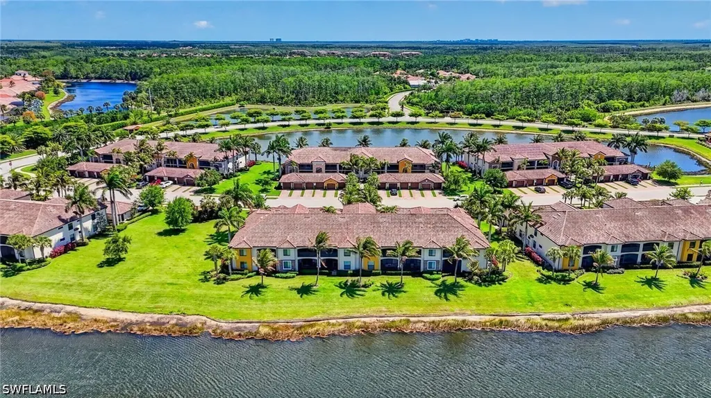 9513 Avellino Way Naples FL 34113