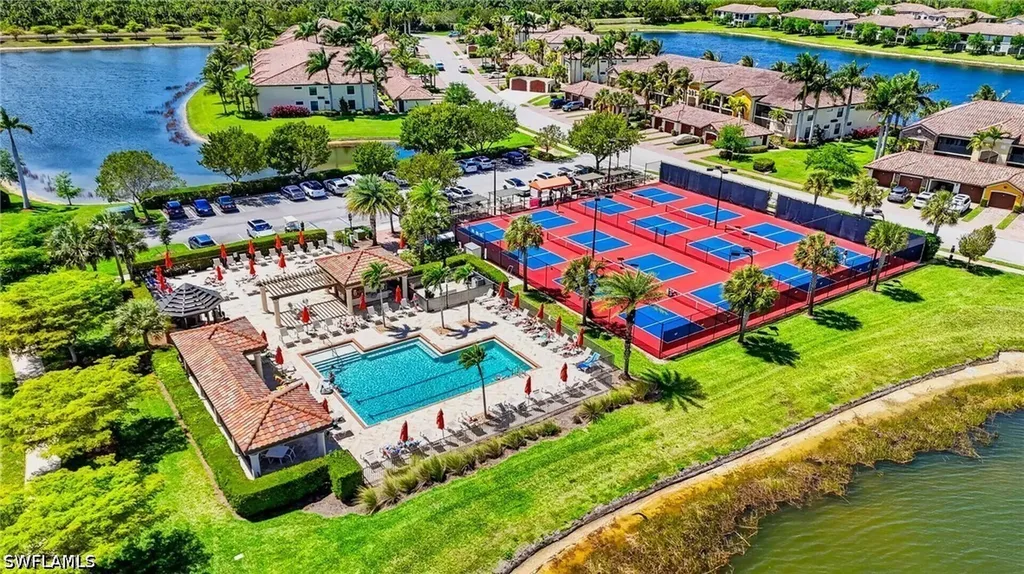 9513 Avellino Way Naples FL 34113