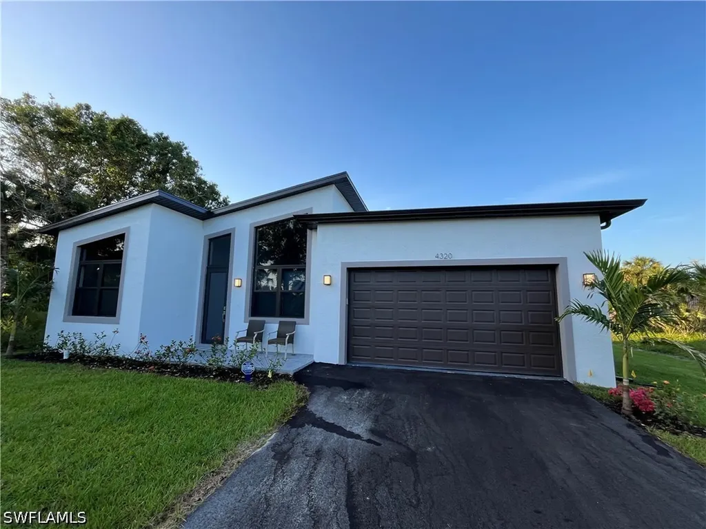 4320 30th Avenue SE Naples FL 34117