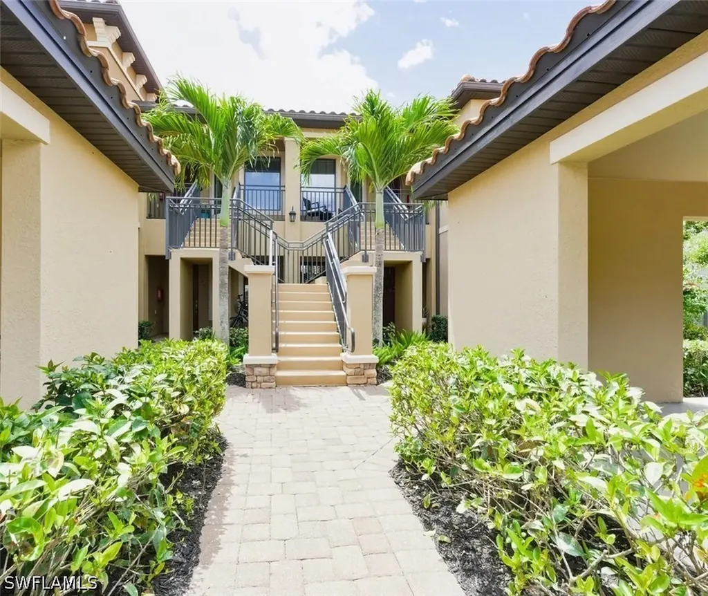 9440 Benvenuto Court Naples FL 34119