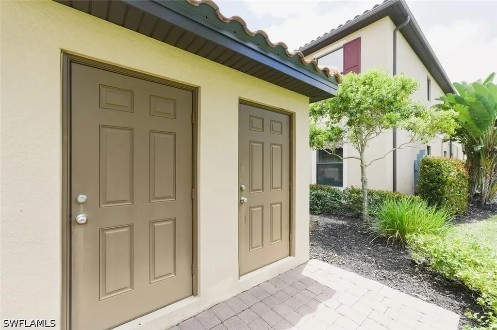 9440 Benvenuto Court Naples FL 34119