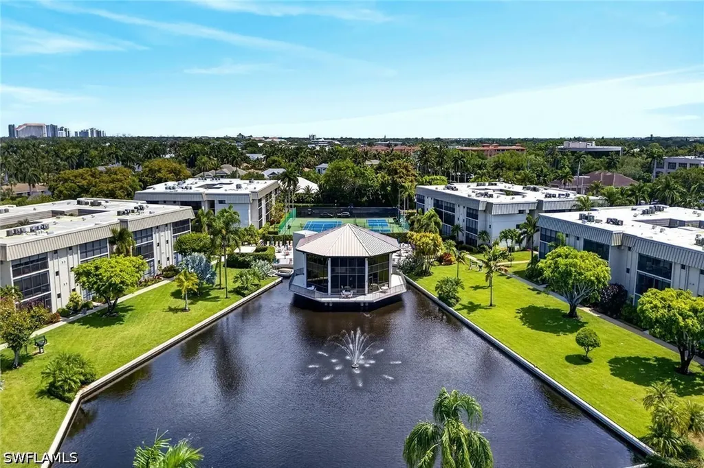788 Park Shore Drive Naples FL 34103