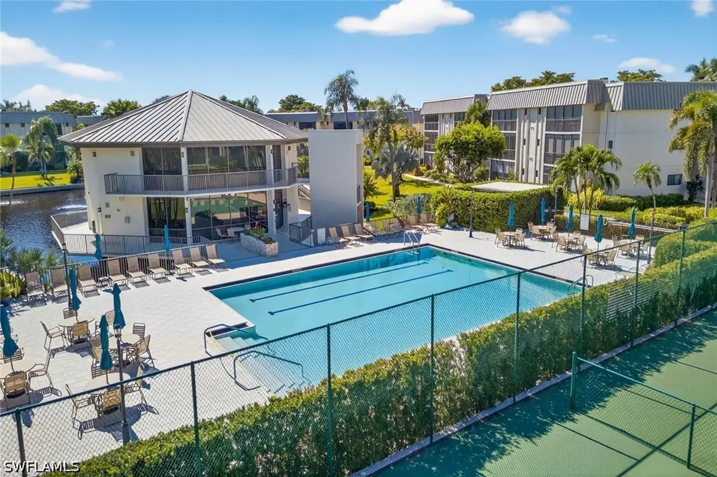 788 Park Shore Drive Naples FL 34103