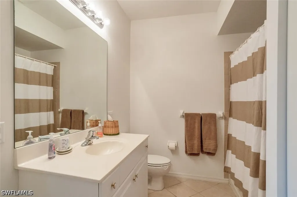3980 Bishopwood Court E Naples FL 34114