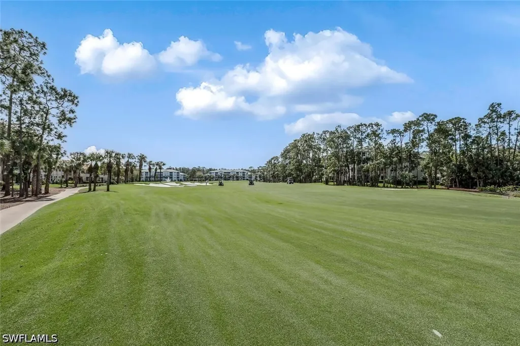 3980 Bishopwood Court E Naples FL 34114