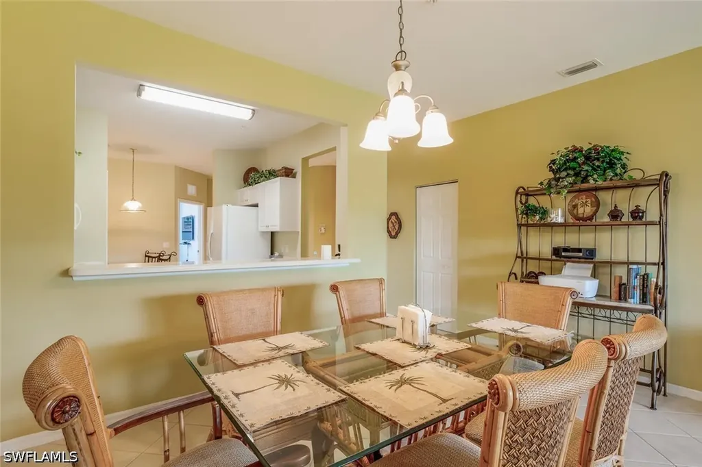 3980 Bishopwood Court E Naples FL 34114