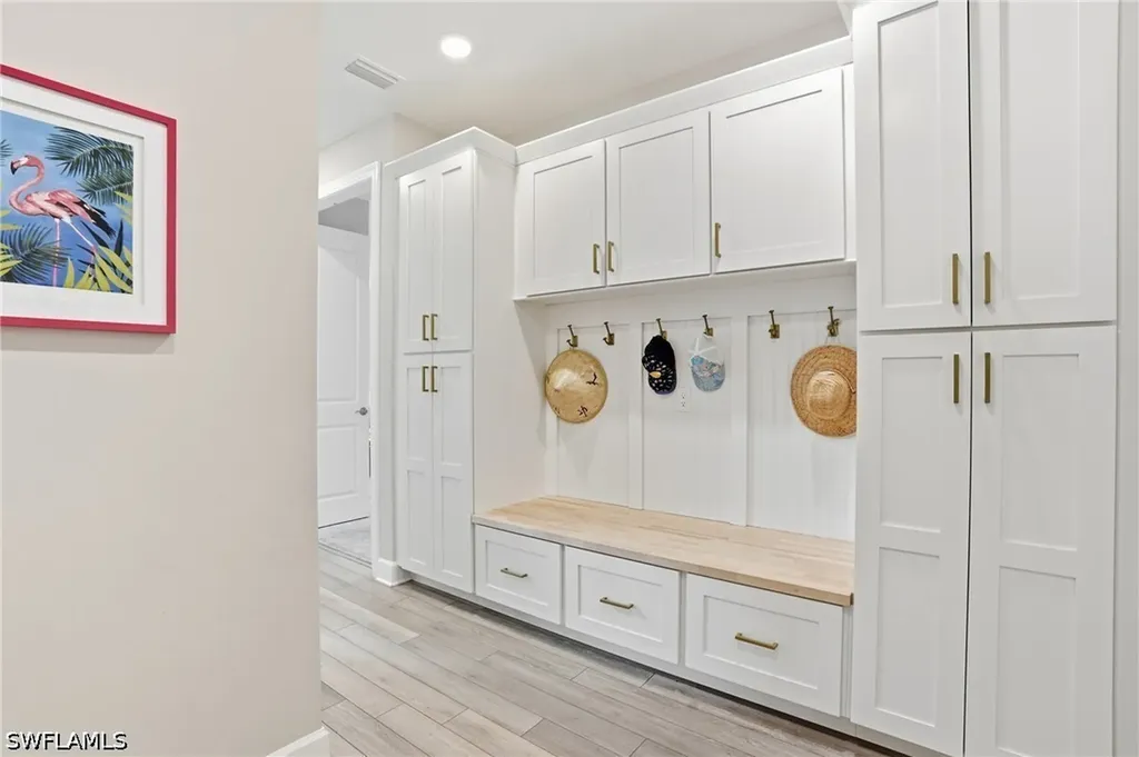 19194 Elston Way Estero FL 33928