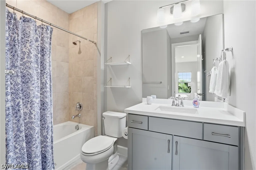 19194 Elston Way Estero FL 33928