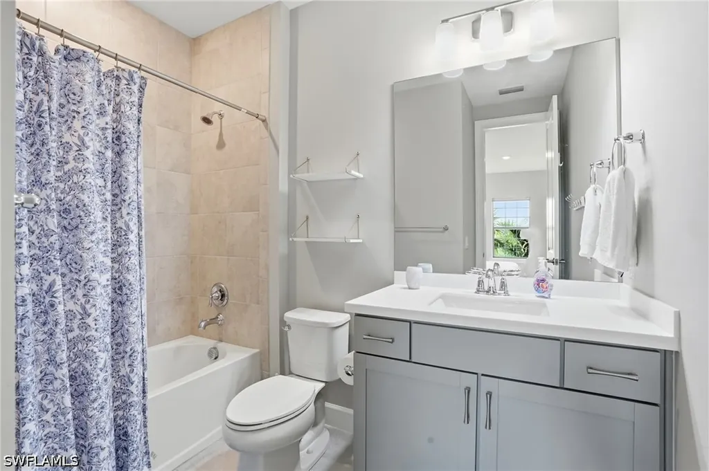 19194 Elston Way Estero FL 33928