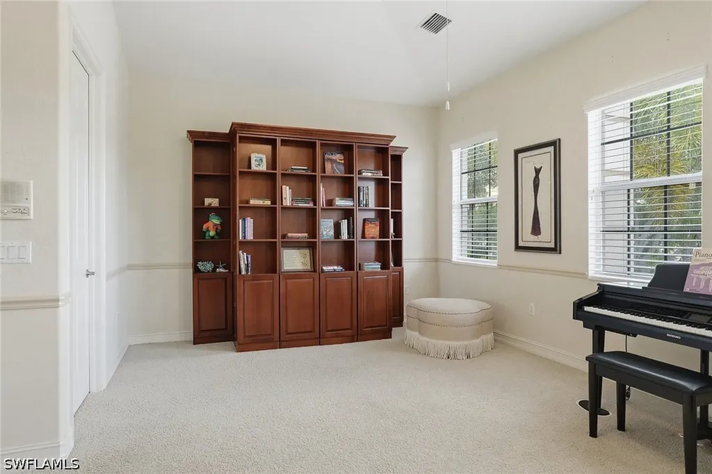8605 Champions Point Naples FL 34113