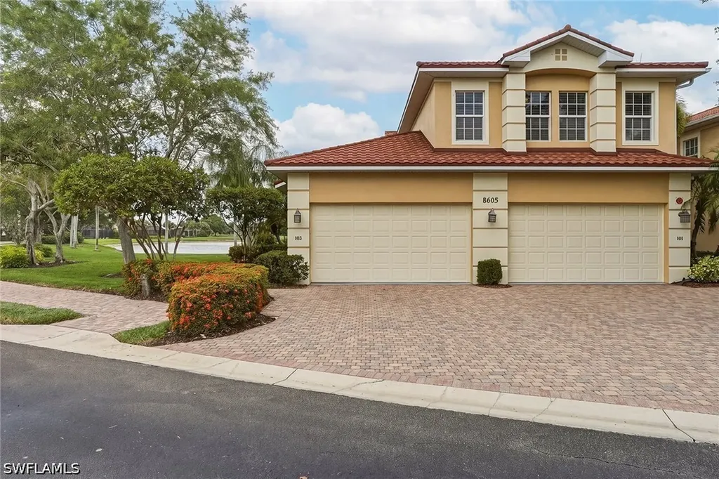 8605 Champions Point Naples FL 34113
