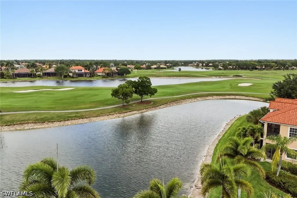 8605 Champions Point Naples FL 34113