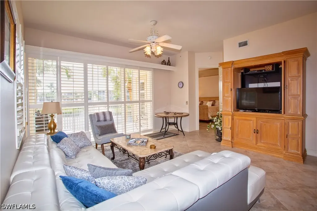 825 Bentwater Circle Naples FL 34108